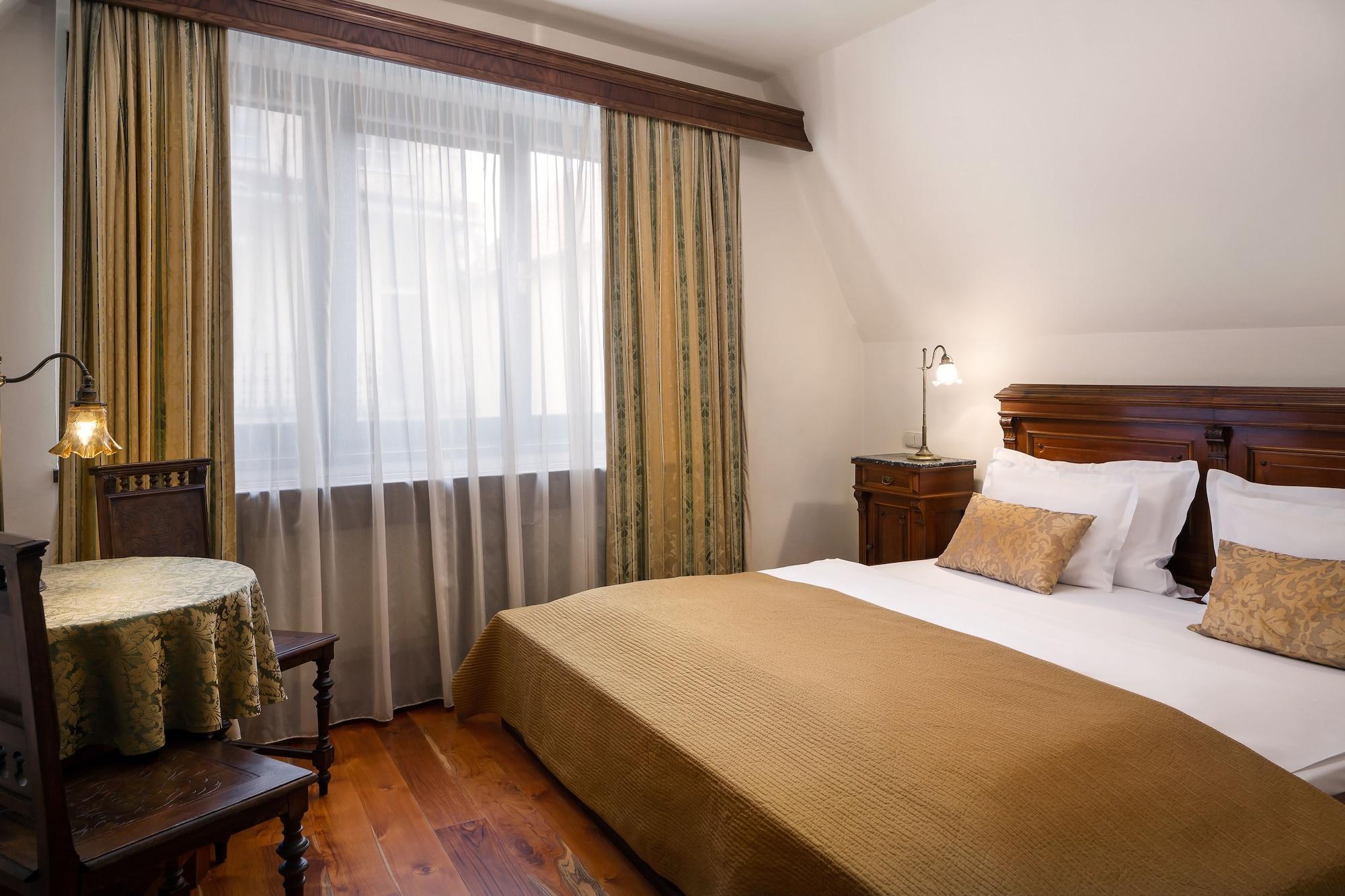 Grand Hotel Praha Екстериор снимка